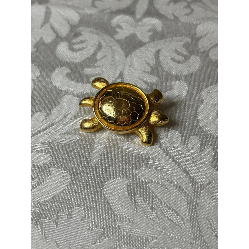 Paquette Vintage Gold Tone Turtle Brooch Animal Pin Textured Honeycomb Shell